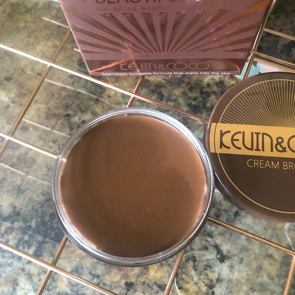 Cream Bronzer - Sun-Kissed Beauty KC 03 Net Wt-15 g
